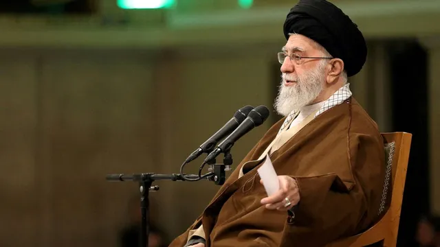 Iran warns neighbors against hosting US military operations