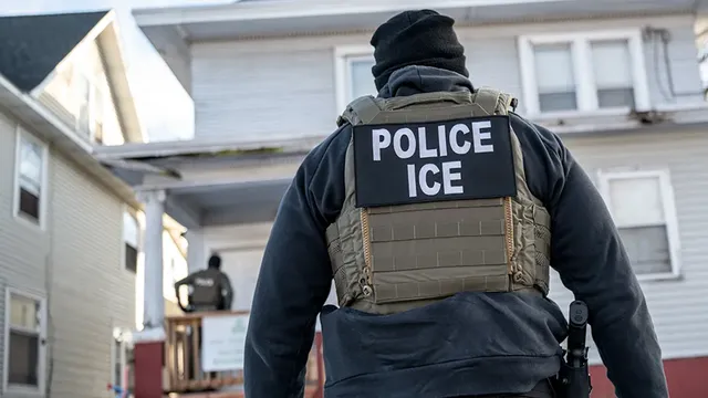 Portland mayor demands ICE leave as federal agents gassed protesters
