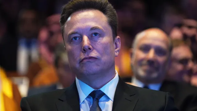 Elon Musk reaches unprecedented $700 billion net worth milestone