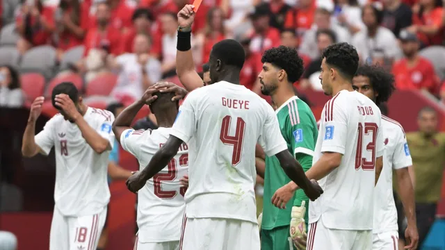 Jonathan David scores hat trick as Canada dominates Qatar