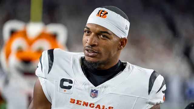 Ja'Marr Chase hit with suspension after spitting incident