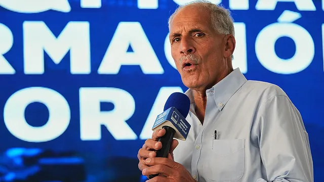 Trump-backed candidate Nasry Asfura wins presidential election in Honduras