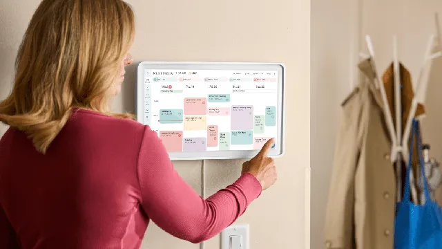 Skylight offers up to $90 off smart calendars for back-to-school
