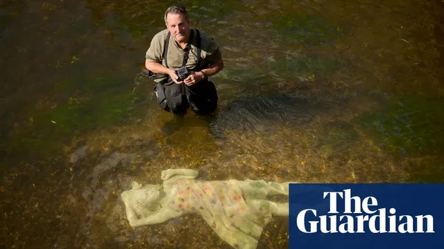 Sculpture unveiled in River Stour honors Ophelia and Tudor judge