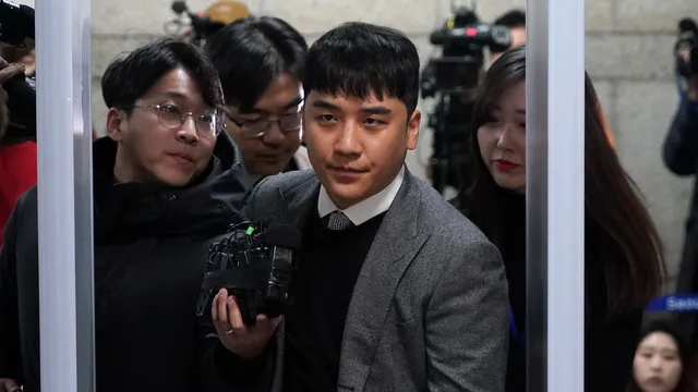 Former Big Bang member Seungri says he is married and expecting first child in South Korea