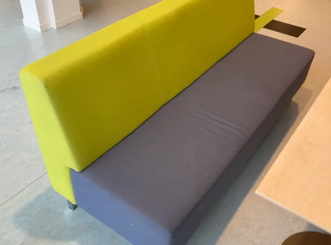 furniture-item_r0mWZE2.max-1500x1500