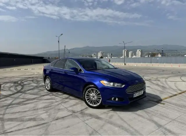 Ford fusion 2015 года, полный привод, комплектация полная, память сидений, люк, двигатель и коробка — Тбилиси — 4 500 $
