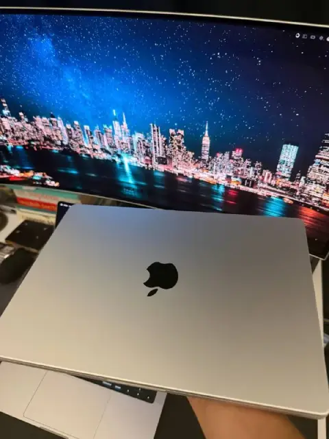 MacBook Pro M4 Pro • 24GB / 512GB — Тбилиси — 4 550 ₾