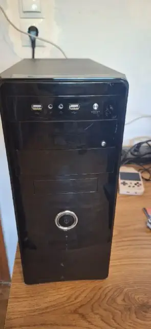 1. Игровой ПК для интернета, работы, старых игр. CPU Xeon E3-1220 v2. 8G RAM. MSI GeForce GTX 1060 G — Тбилиси — 500 ₾