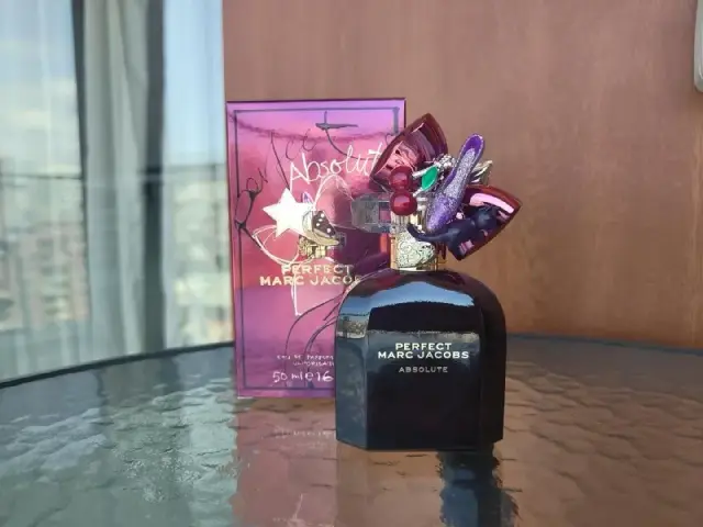 Marc Jacobs Perfect Absolute (исп. неск. раз). 280 gel — Тбилиси — 280 ₾
