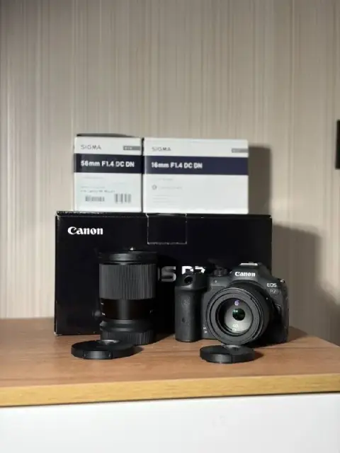 Canon EOS R7 + два светосильных фикса Sigma RF — Батуми