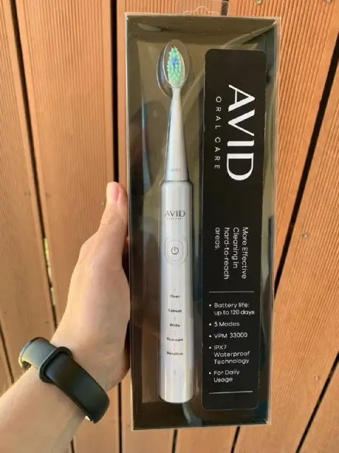 Электрическая зубная щетка Avid новая — Батуми — 25 ₾