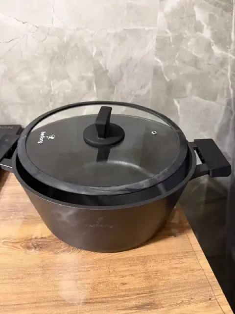 Кастрюля Berllong с крышкой — Батуми — 40 ₾