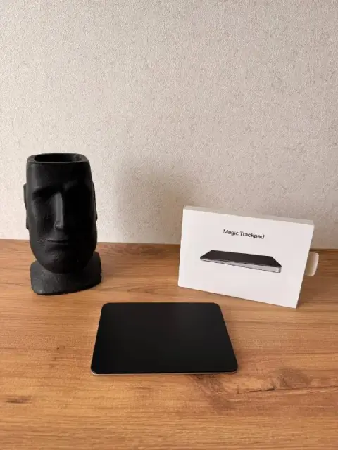Magic Trackpad USB-C black — Батуми — 100 $