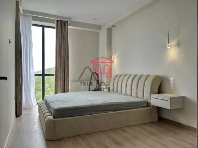 ID: 11613 (AP0180) — Tbilisi — 650 $