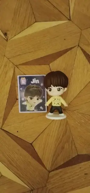 Коллекционная фигурка Jim с карточкой — Ереван