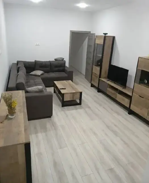 HR766 — Yerevan — 380,000 ₺