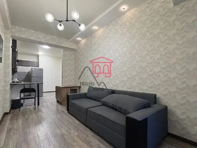 ID: 19014 (EM0006) — Tbilisi — 900 $