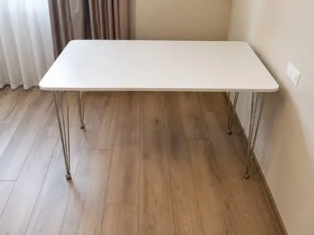 Белый стол 120×75 — Tbilisi — 180 ₾