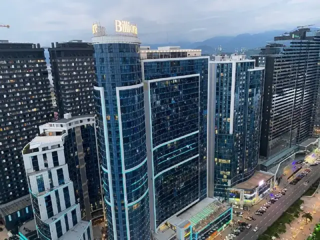 Billionare / Dar Tower, Dar Building, на год! Желательно Кровать, и диван, ! 400 $! Два парн — Батуми — 400 $