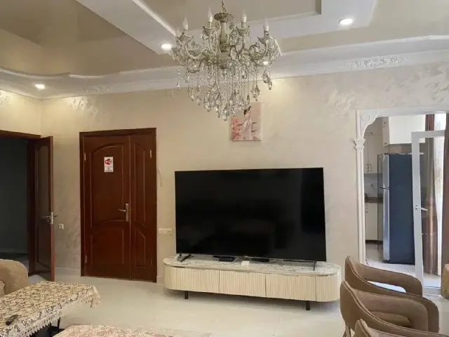 5-ти комнатная квартира в Батуми 150 жилых м2 — Батуми — 1 500 $