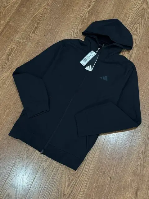 Adidas — Tbilisi — 250 ₾