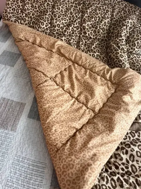 Одеяло теплое 180×210 — Batumi — 25 ₾