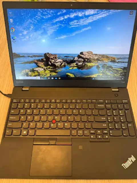 Lenovo ThinkPad T590 — Батуми — 700 ₾