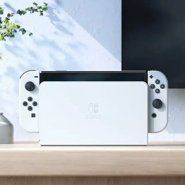 Nintendo Switch OLED прошитая (самая свежая прошивка, атмосфера)! + док станция, зарядное, чехол, дж — Батуми — 300 ₾