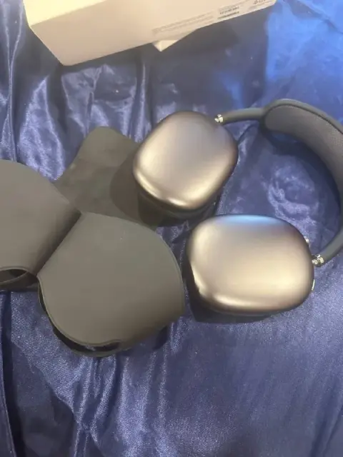 AirPods Max оригинал — Тбилиси — 650 ₾