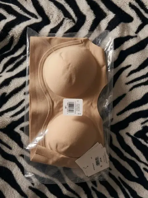 Бюстгальтер Calvin Klein Invisibles Gel новый L — Tbilisi — 70 ₾