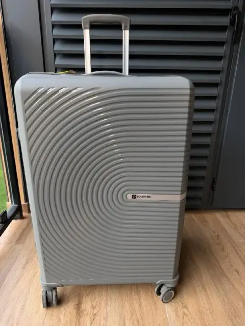1.Продам чемодан — Tbilisi — 120 ₾