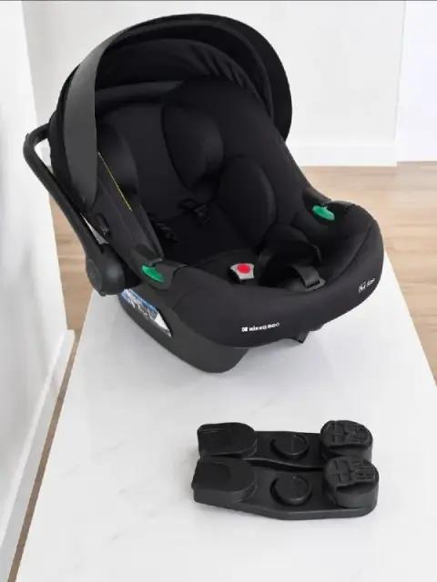 Автолюлька и автокресла Kikaboo с переходниками — Батуми — 150 ₾