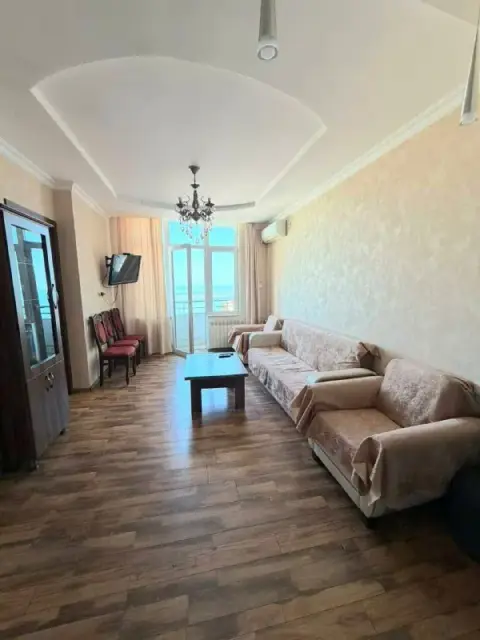 Квартира 2+1 с видом на море, Инасаридзе 16а — Батуми — 600 $