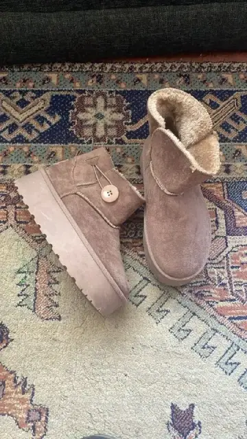 Угги размер 38-39 новые — Батуми — 30 ₾