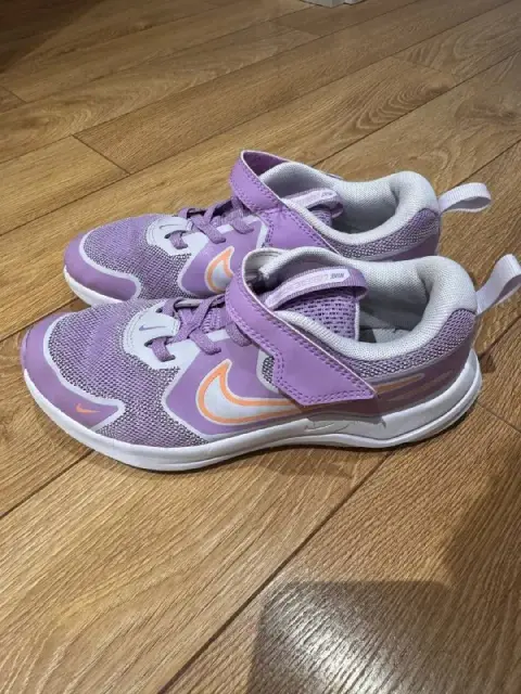 Nike (оригинал). Б/у в очень хорошем состоянии. Размер 35. 50 лари — Batumi — 36 ₾