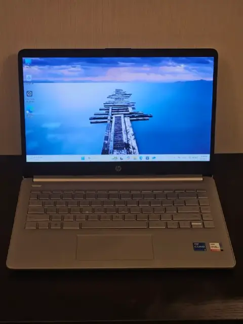 HP 14-DQ4035CL 14» FHD 1920×1080 Laptop Intel Core i5-1155G7 4.5GHz Iris Xe Graphics 8GB DDR4 256GB — Батуми