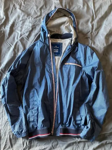 Ветровка мужская Tom Tailor размер L — Тбилиси — 50 ₾