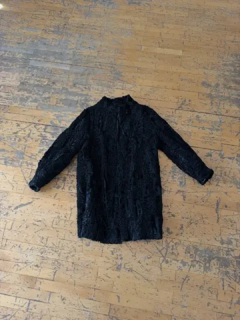 1. Шуба каракуль — Tbilisi — 90 ₾