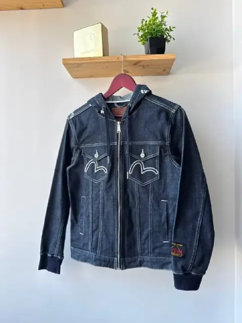 Evisu — Тбилиси — 160 ₾