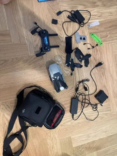 Dji Mavic Pro Platinum + пульт, зарядный хаб, запасные лопасти, зарядное автомобильное и от 220, ND — Тбилиси — 600 ₾