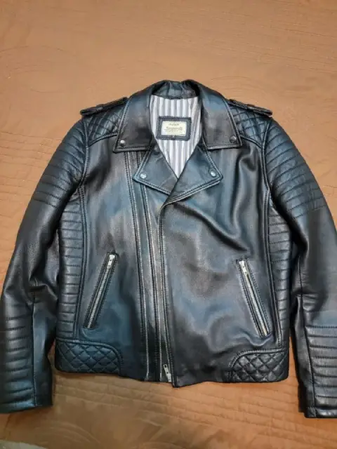 Куртка кожаная размер S/M — Batumi — 100 ₾