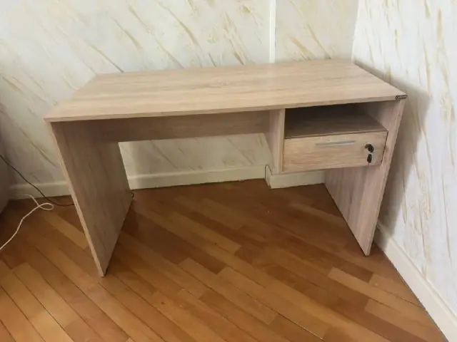 Рабочий стол — Батуми — 80 ₾