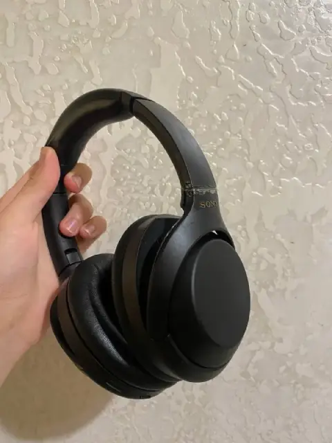 Sony WH-1000XM4. — Батуми — 200 ₾