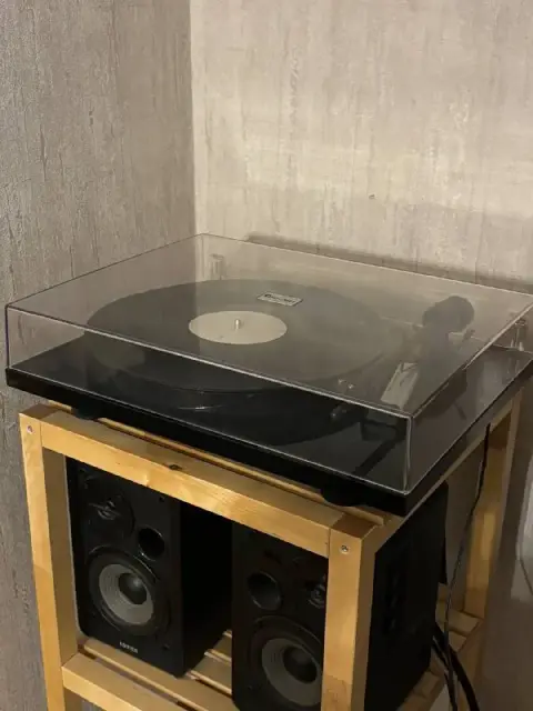 Проигрыватель Pro-Ject E1 Phono с фонокорректором — Тбилиси — 600 ₾