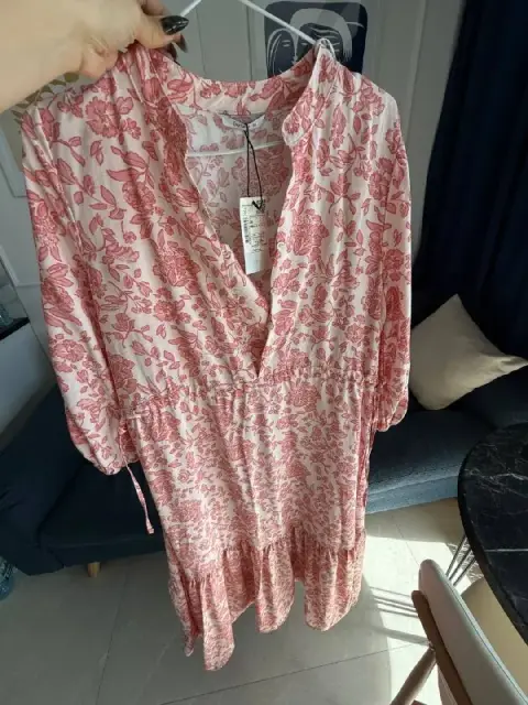 De Facto с биркой — Batumi — 25 ₾