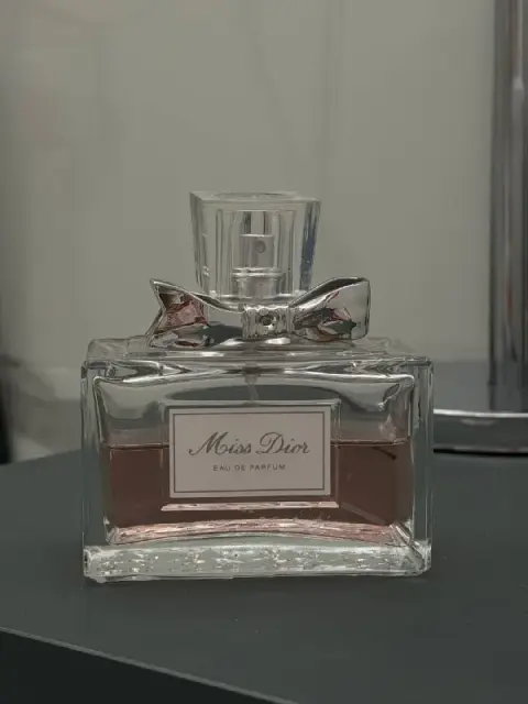 Парфюм Miss Dior eau de parfum оригинал — Батуми — 100 ₾