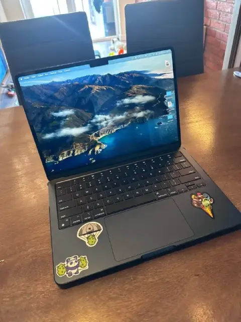 MacBook Air 13.6» M2 (8 CPU / 10 GPU, 8GB RAM, 512GB SSD) Space Gray/Midnight — Тбилиси — 1 900 ₾