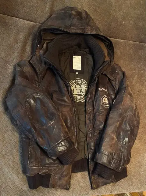 Кожаная куртка из Америки XL — Тбилиси — 1 700 ₾