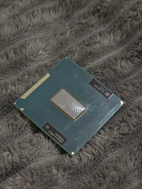 Intel Core i5-3230M (SR0WY). Сокет rPGA988B (Socket G2). 2 ядра / 4 потока, частота до 3.20 ГГц, гра — Тбилиси — 30 ₾